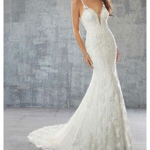 Madeline Gardner Wedding Dress